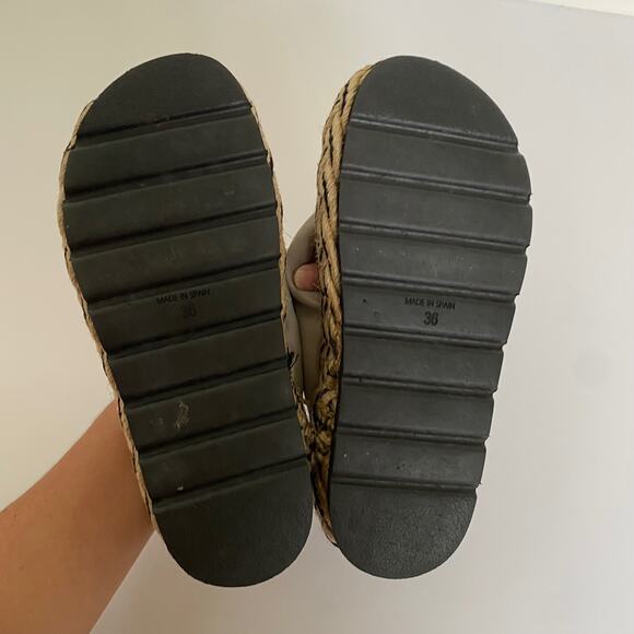 Kanna Rope Wedge Platform Slip on Thong Sandals in Gray Size 36 - Picture 7 of 8